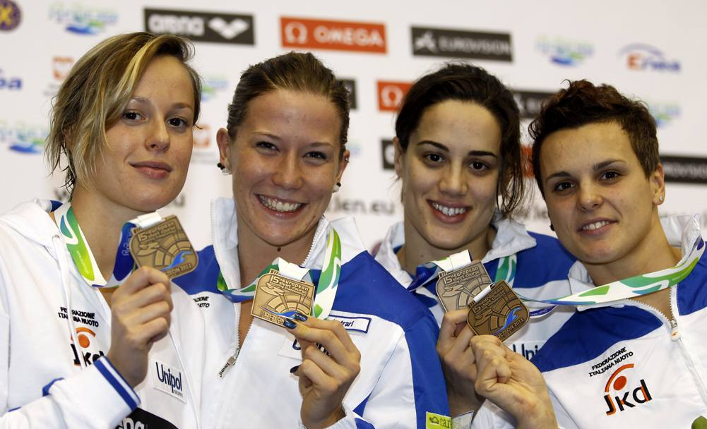 2011 Campionati europei in vasca corta a Szczecin in Polonia E’ “solo” di bronzo con la staffetta 4x50 mt sl (Ap)